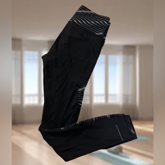 Athleta Yoga Pants - Picture 2 of 7